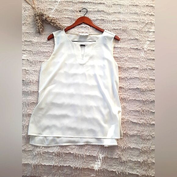 Calvin Klein Tops - Calvin Klein Women Sleeveless Ivory Blouse Size P
